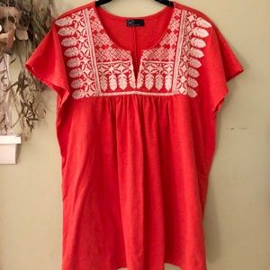 Gap embroidered tunic top